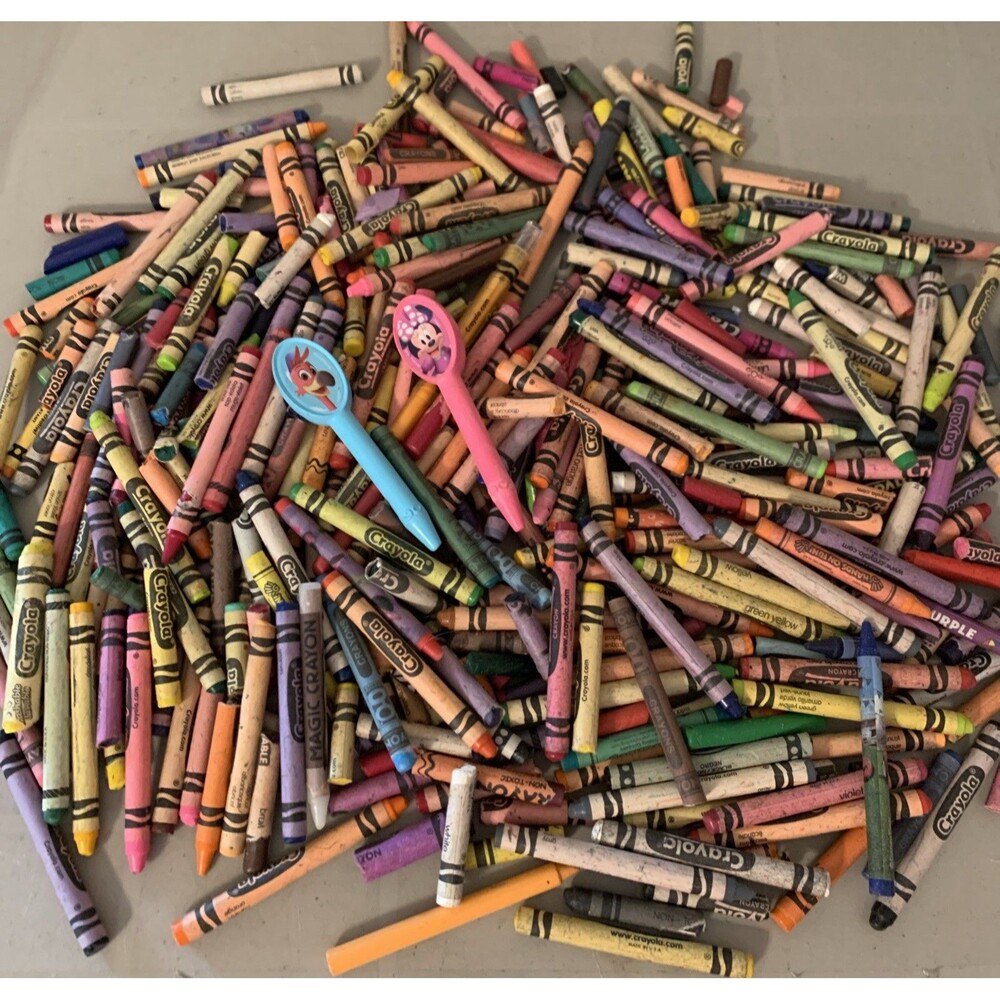 Crayons Bulk Art Craft Broken Whole Used 3 lbs for Melting Mostly Crayola